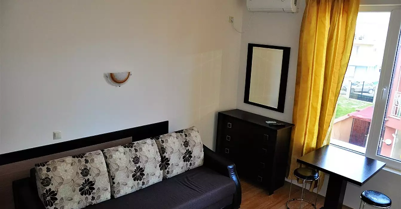 Flat 29m² in Bulgaria, Ravda. Priced at 16000€ rent photo-1