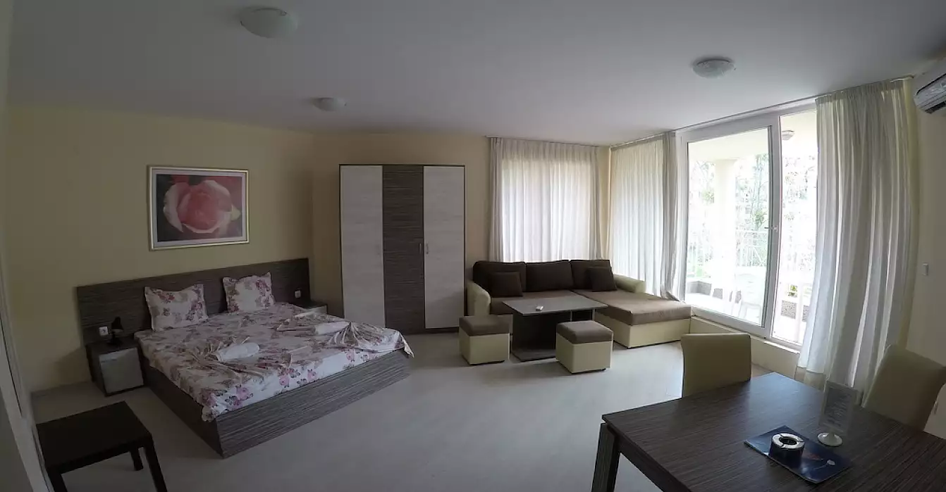Flat 73m² in Bulgaria, Sunny Beach. Priced at 25500€ rent photo-1