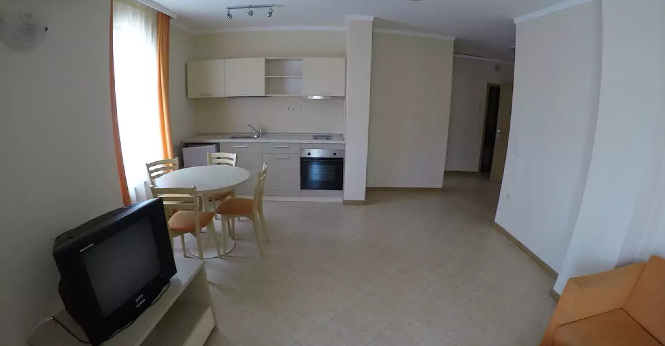 Flat 91m² in Bulgaria, Sunny Beach. Priced at 61000€ rent photo-1