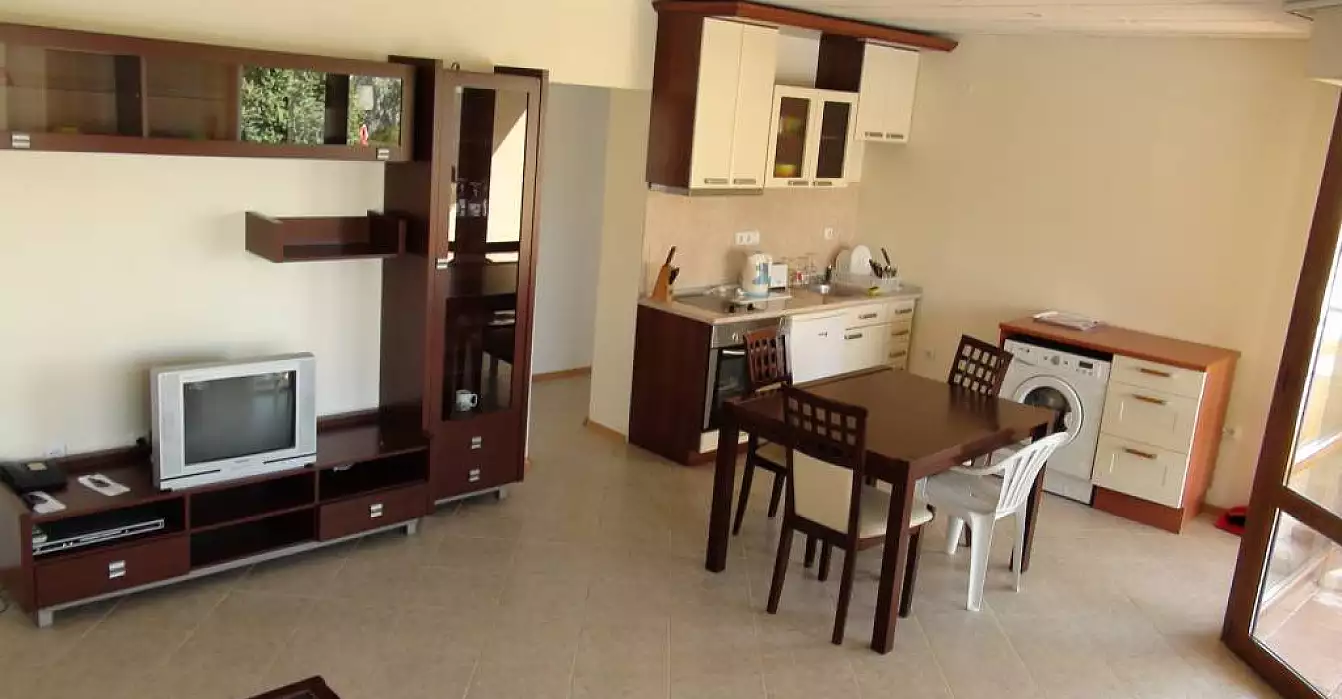Flat 147m² in Bulgaria, Balchik. Priced at 75995€ rent photo-1