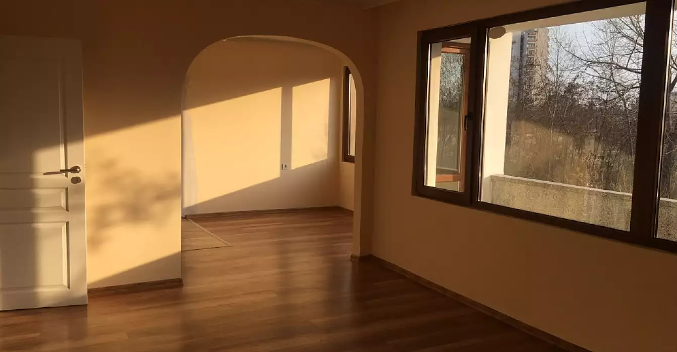 Flat 107m² in Bulgaria, Nessebar. Priced at 87000€ rent photo-1