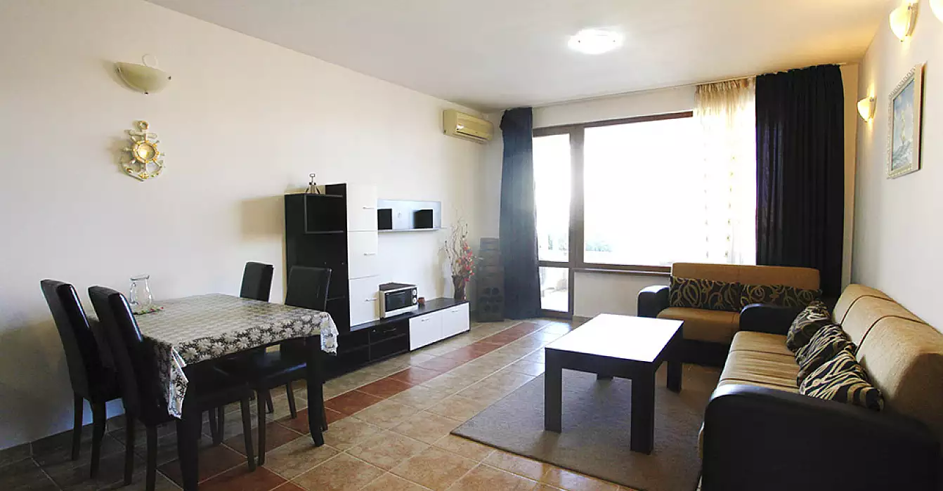 Flat 90m² in Bulgaria, Pomorie. Priced at 61000€ rent photo-1