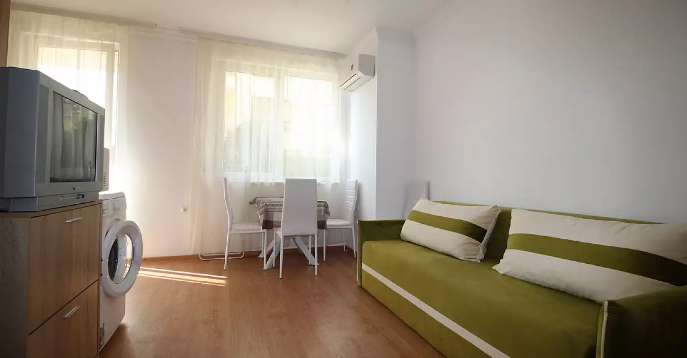 Flat 35m² in Bulgaria, Sunny Beach. Priced at 18000€ rent photo-1