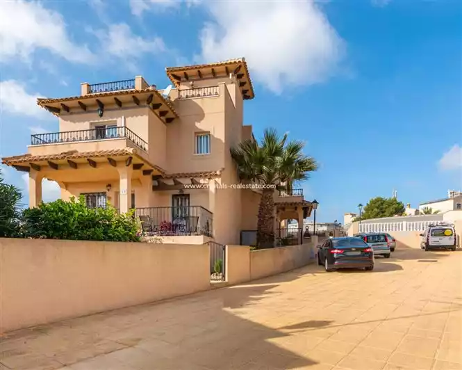 Flat 68m² in Spain, Orihuela Costa. Priced at 145000€ rent photo-36
