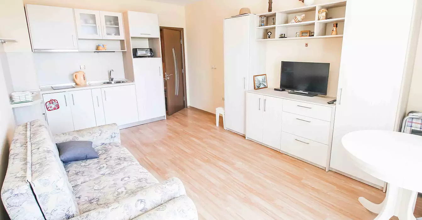 Flat 37m² in Bulgaria, Sunny Beach. Priced at 19500€ rent photo-1