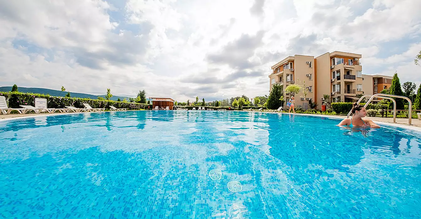 Flat 50m² in Bulgaria, Sunny Beach. Priced at 22900€ rent photo-1