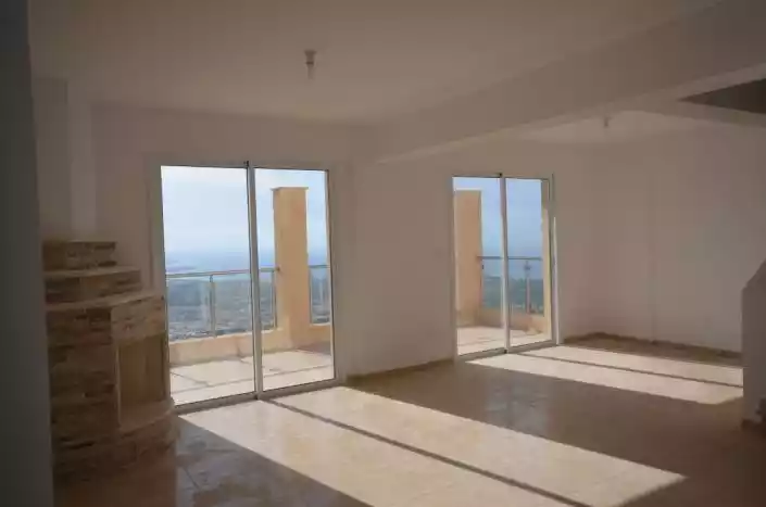House 191m² in Cyprus, Peyia. Priced at 660000€ rent photo-4