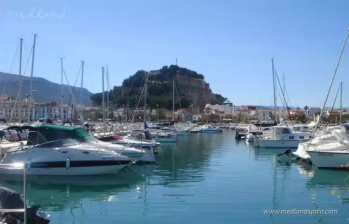 Townhouse 122m² in Spain, Denia. Priced at 255000€ rent photo-15