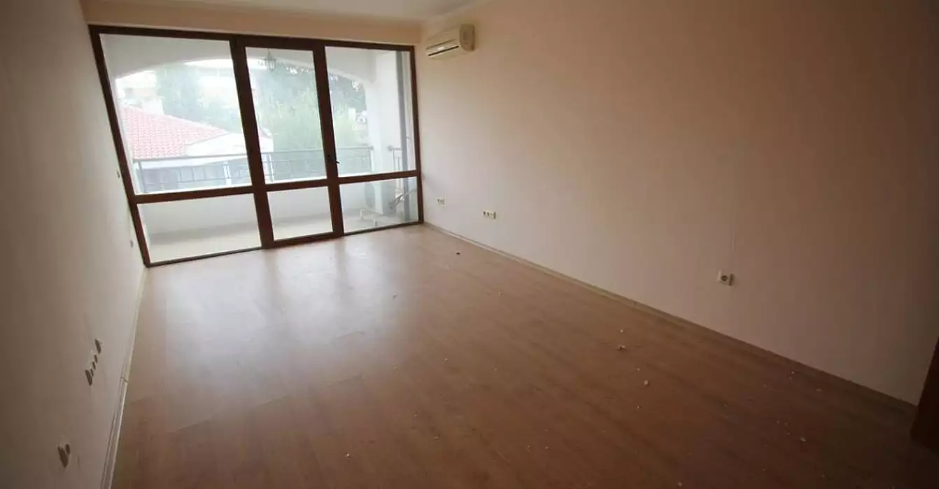 Flat 45m² in Bulgaria, Sunny Beach. Priced at 25000€ rent photo-1