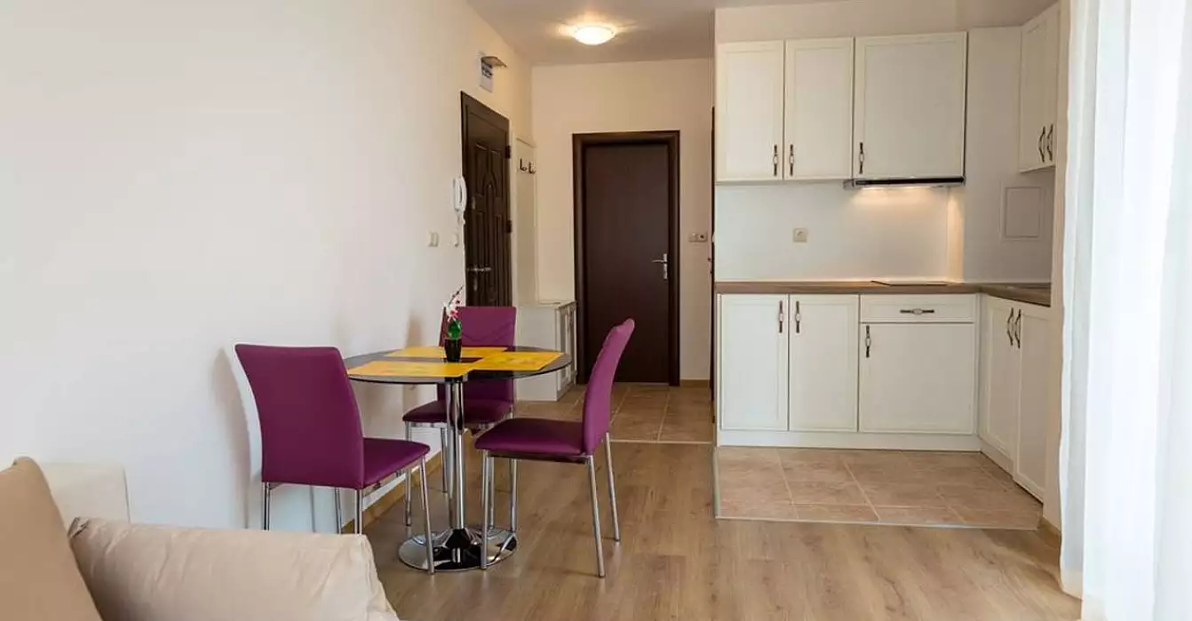 Flat 51m² in Bulgaria, Nessebar. Priced at 38000€ rent photo-1