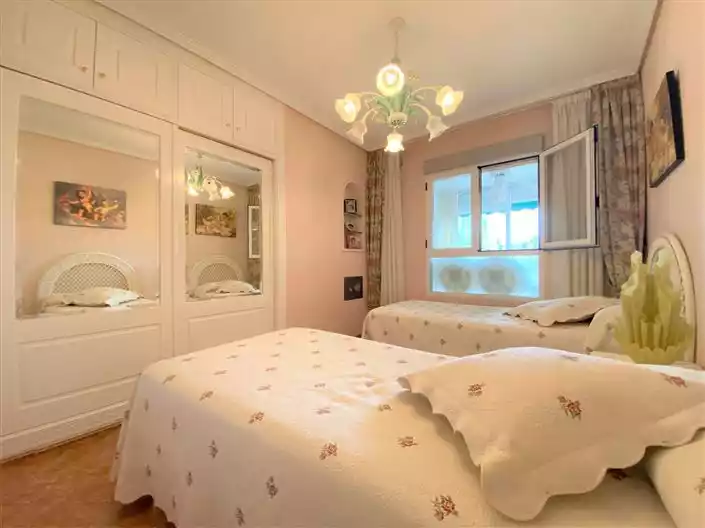 Flat 64m² in Spain, Benidorm. Priced at 265200€ rent photo-16