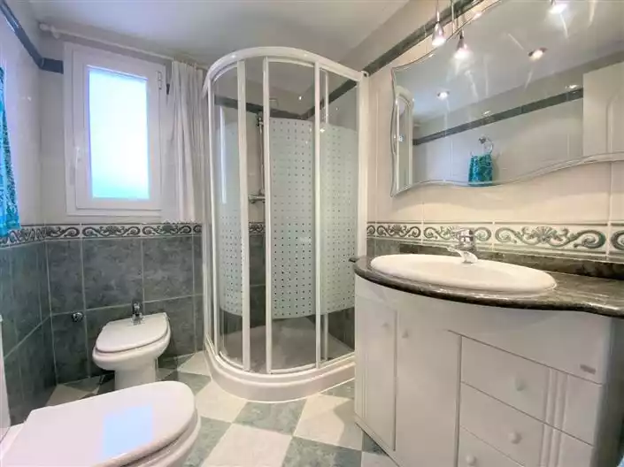 Flat 64m² in Spain, Benidorm. Priced at 265200€ rent photo-17