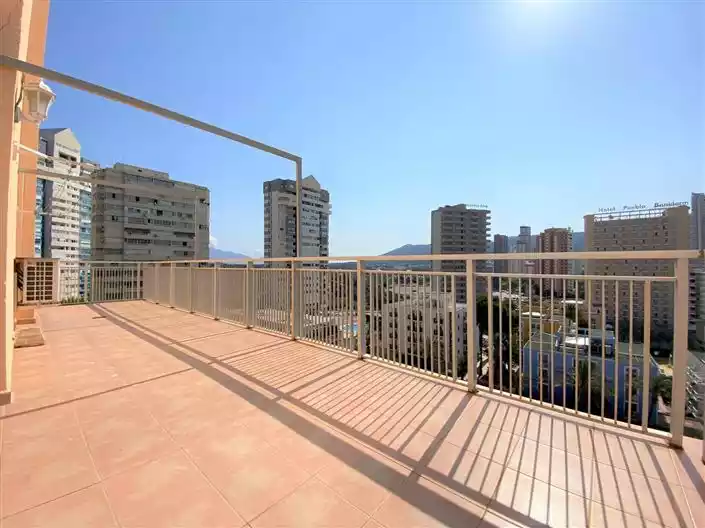 Flat 64m² in Spain, Benidorm. Priced at 265200€ rent photo-2