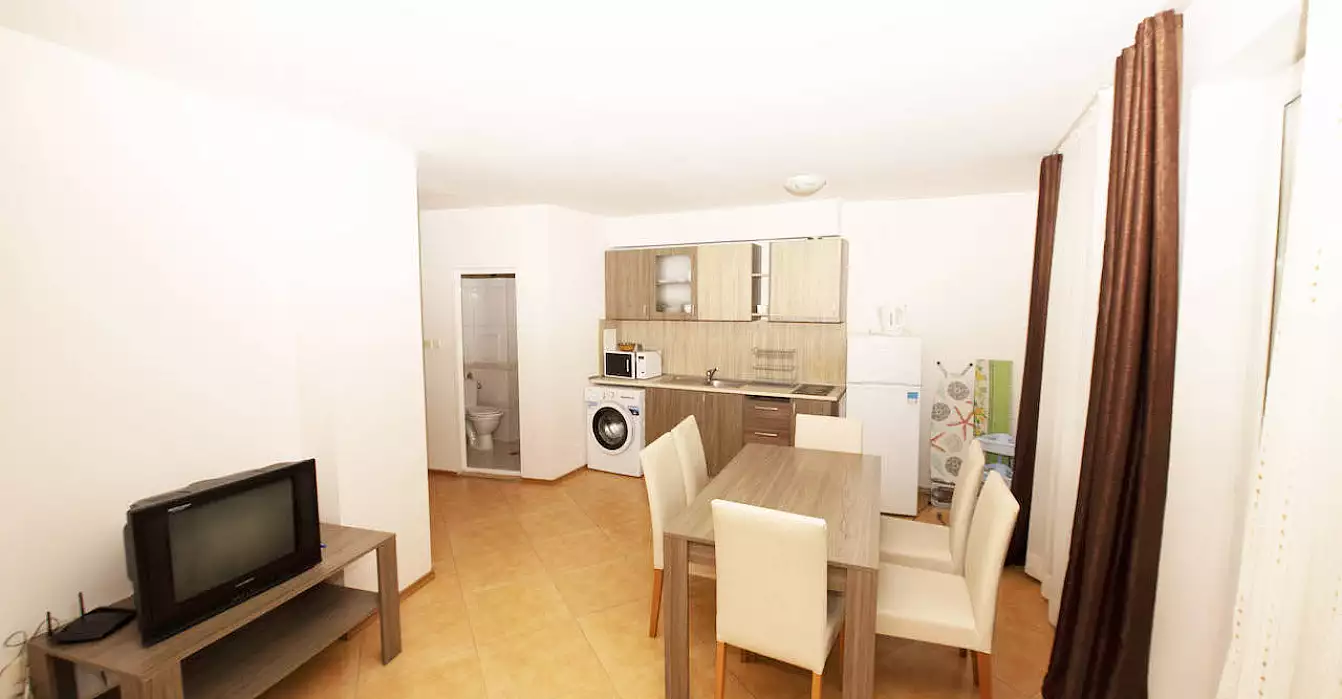 Flat 90m² in Bulgaria, Sunny Beach. Priced at 42000€ rent photo-1