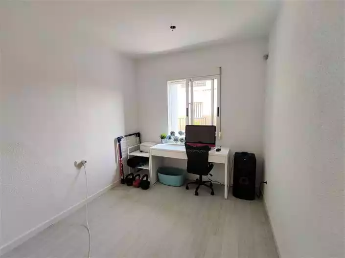 Townhouse 199m² in Spain, Gandia. Priced at 149000€ rent photo-21