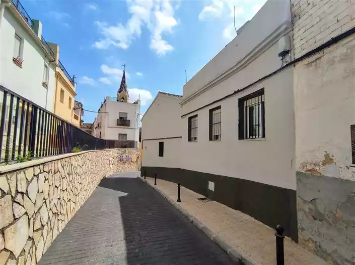 Townhouse 199m² in Spain, Gandia. Priced at 149000€ rent photo-3