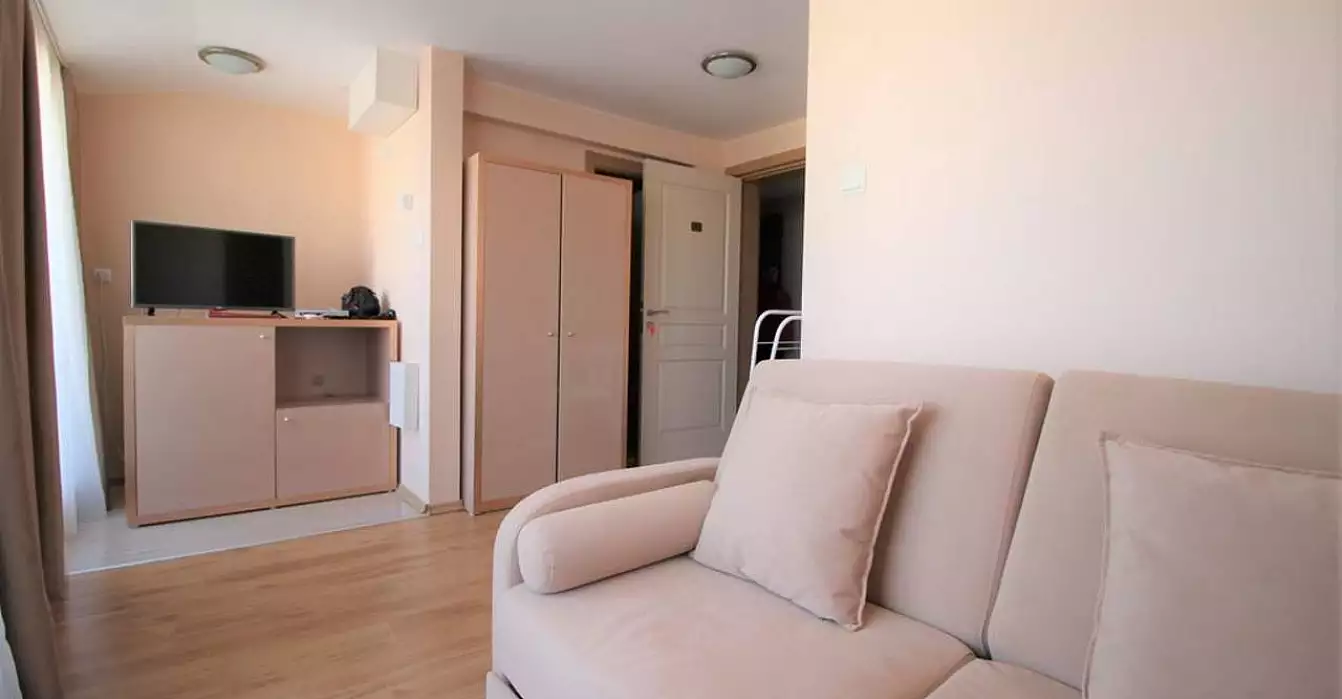 Flat 37m² in Bulgaria, Sunny Beach. Priced at 24500€ rent photo-1