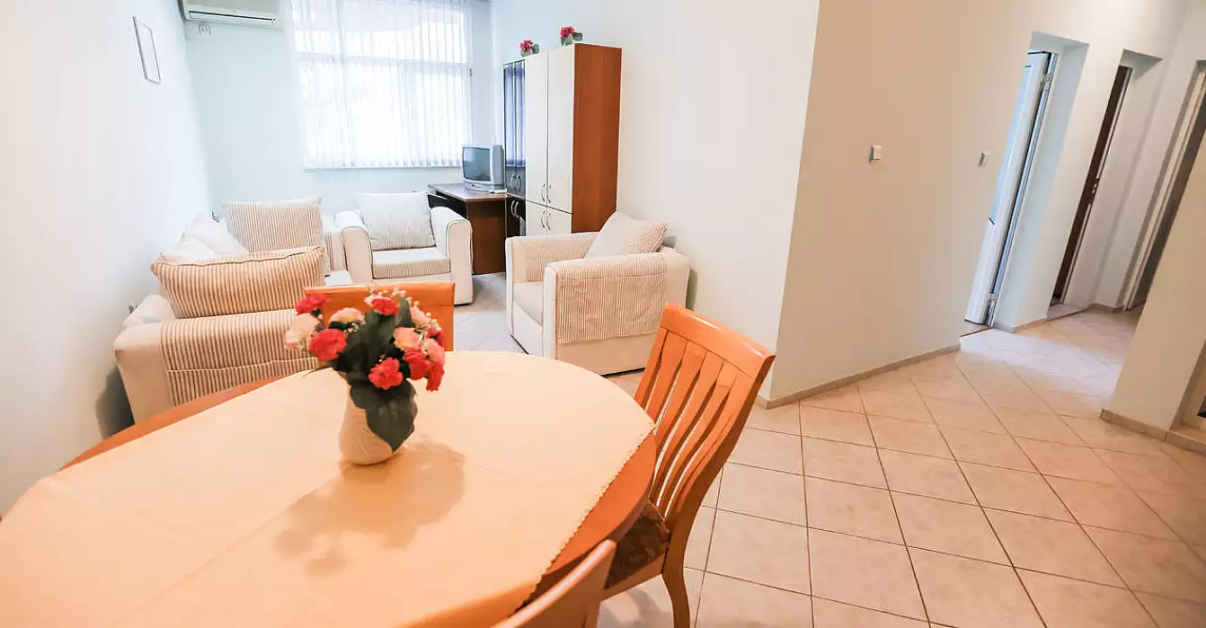 Flat 77m² in Bulgaria, Sunny Beach. Priced at 30800€ rent photo-1