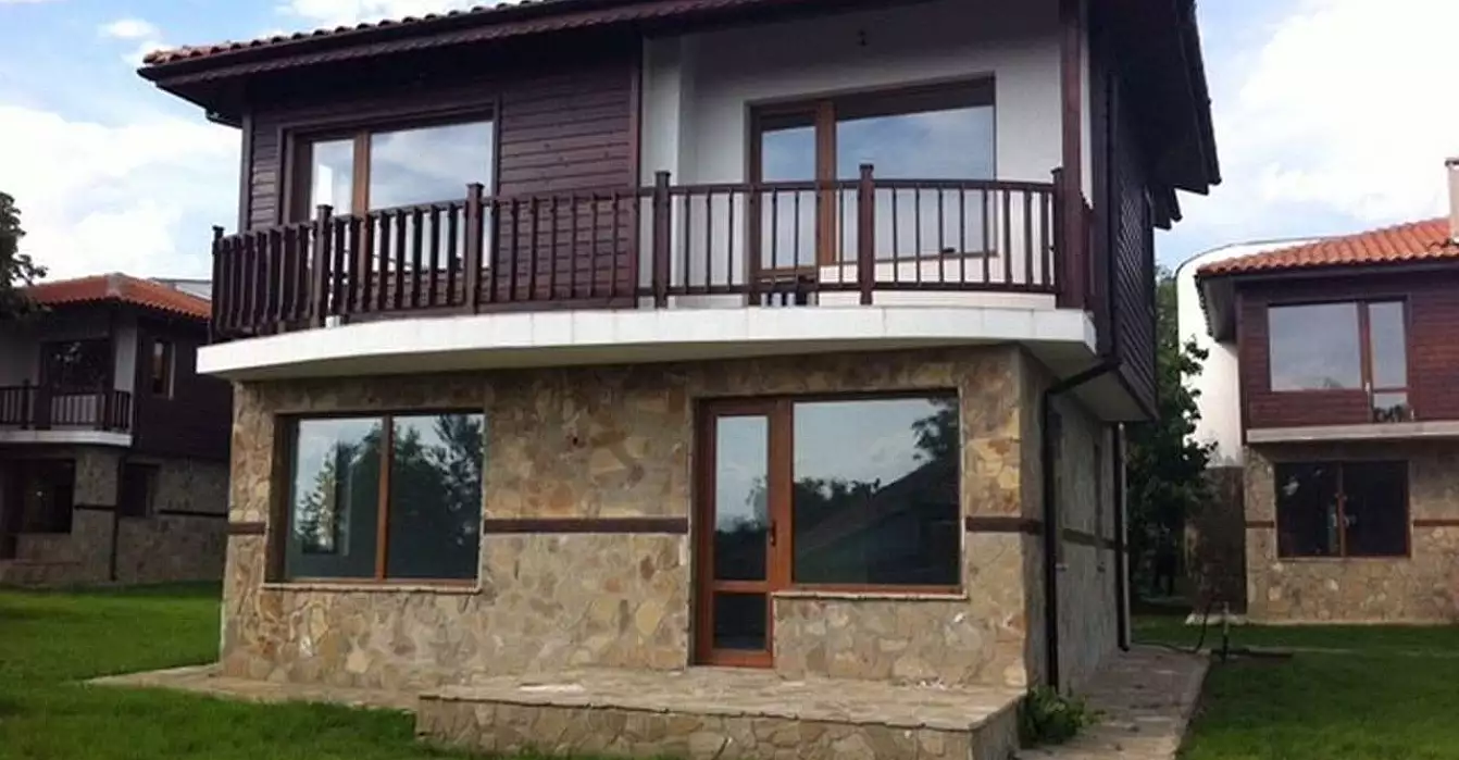 Villa 140m² in Bulgaria, Goritsa. Priced at 70000€ rent photo-1