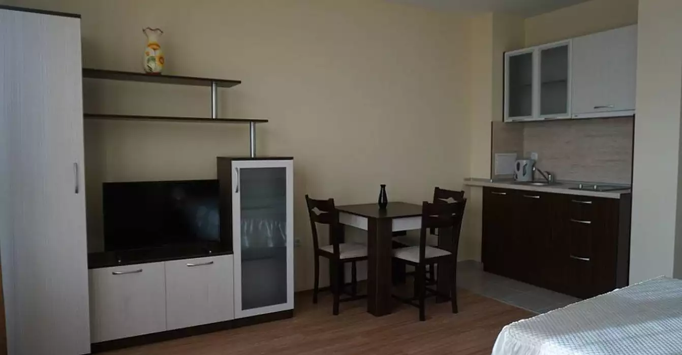 Flat 38m² in Bulgaria, Pomorie. Priced at 30000€ rent photo-1
