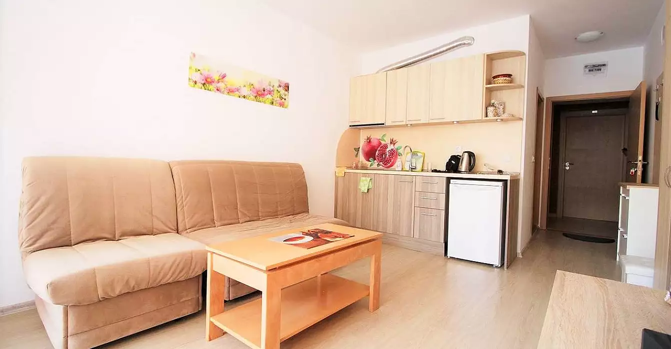 Flat 33m² in Bulgaria, Sunny Beach. Priced at 19500€ rent photo-1