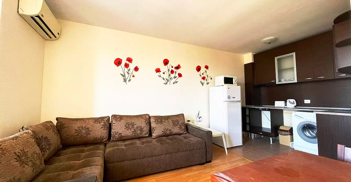 Flat 56m² in Bulgaria, Sunny Beach. Priced at 28000€ rent photo-1