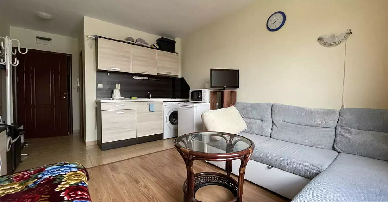 Flat 27m² in Bulgaria, Sunny Beach. Priced at 18500€ rent photo-1