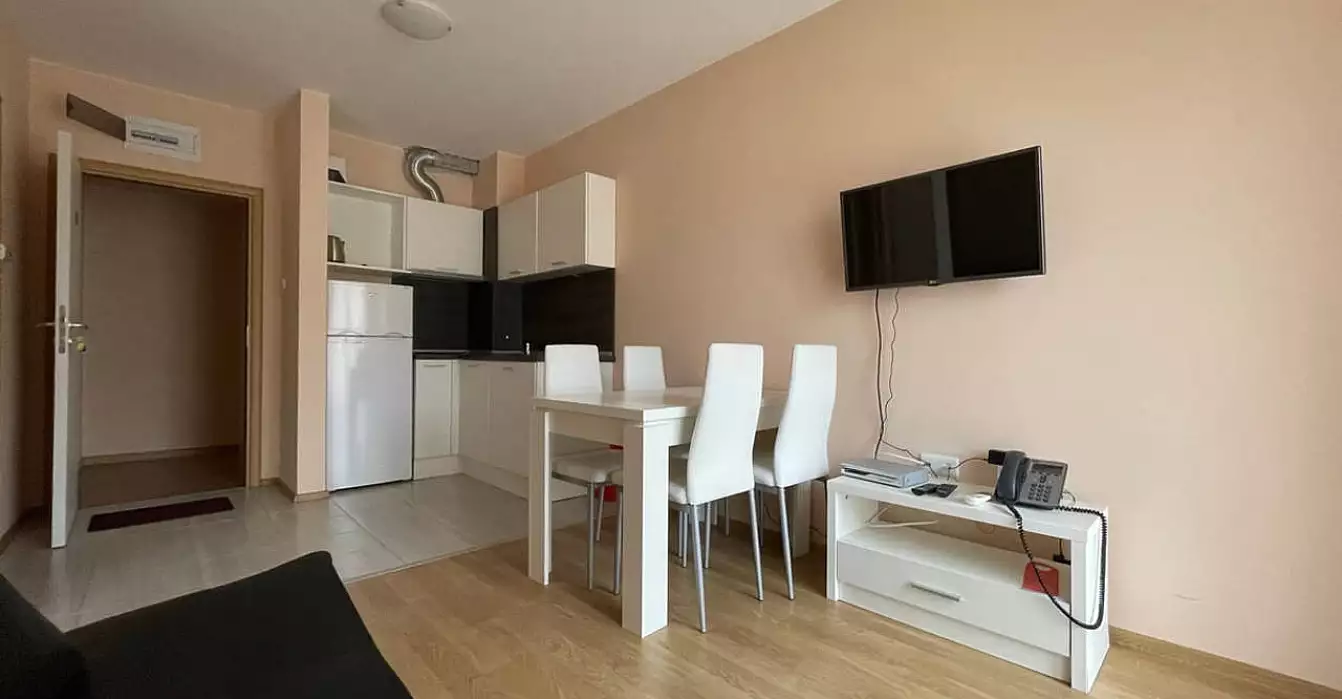 Flat 44m² in Bulgaria, Sunny Beach. Priced at 40000€ rent photo-1