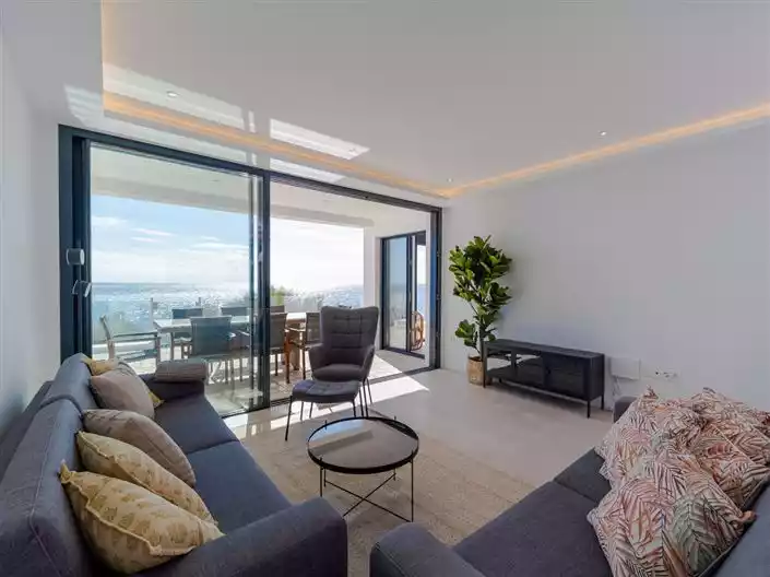 Other Properties 198m² in France, Condom. Priced at 2495000€ rent photo-4