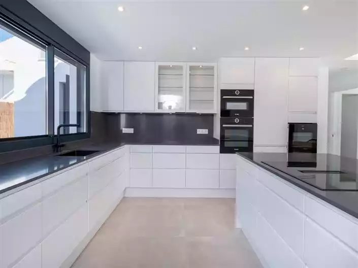 Other Properties 198m² in France, Condom. Priced at 2495000€ rent photo-9