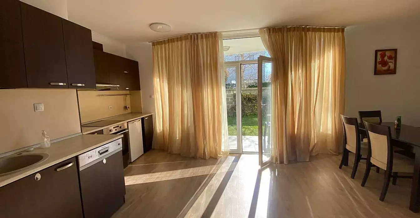 Flat 117m² in Bulgaria, Ravda. Priced at 83500€ rent photo-1