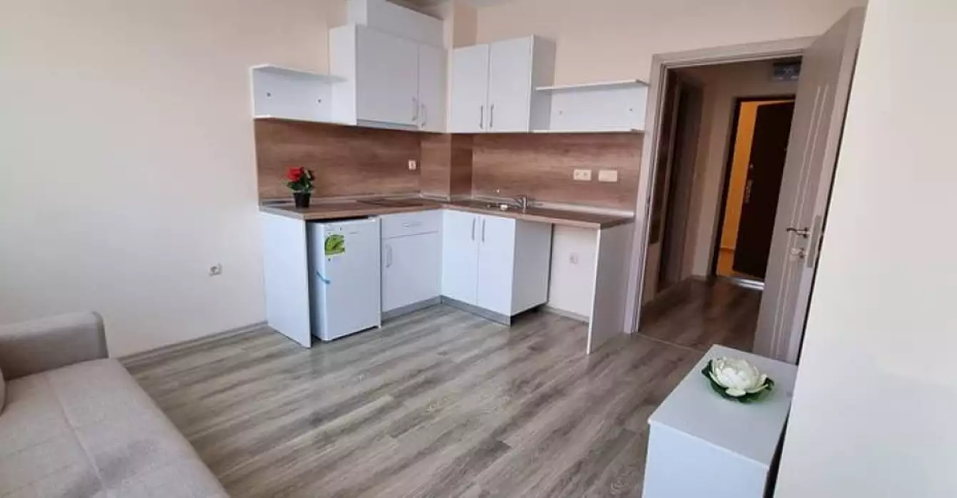 Flat 55m² in Bulgaria, Nessebar. Priced at 45000€ rent photo-1