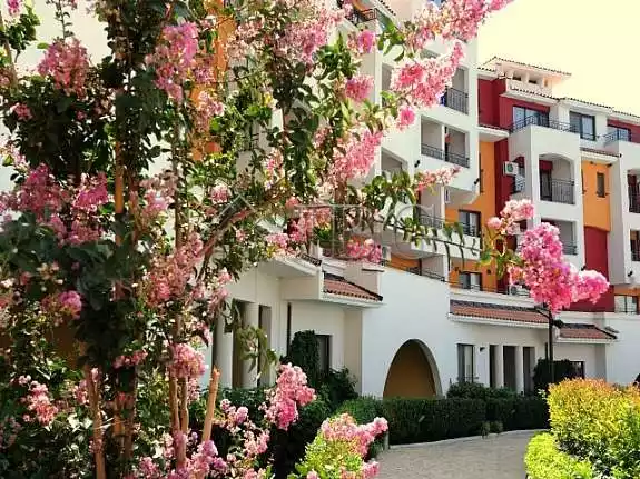 Flat 185m² in Bulgaria, Aheloy. Priced at 34500€ rent photo-1