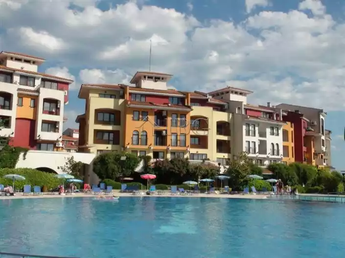 Flat 185m² in Bulgaria, Aheloy. Priced at 34500€ rent photo-21