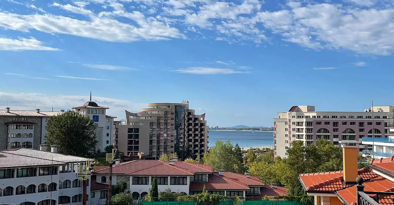 Flat 92m² in Bulgaria, Sunny Beach. Priced at 101700€ rent photo-1