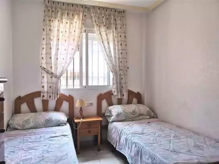 Flat 131m² in Spain, Playa Flamenca. Priced at 124950€ rent photo-9