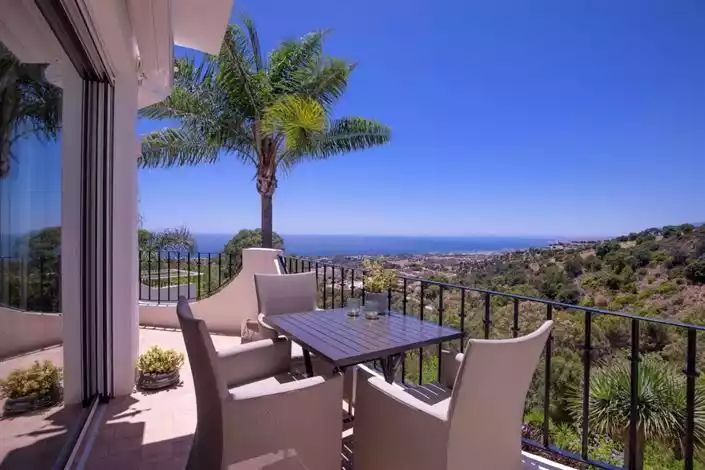 Townhouse 131m² in Spain, Marbella. Priced at 995000€ rent photo-1