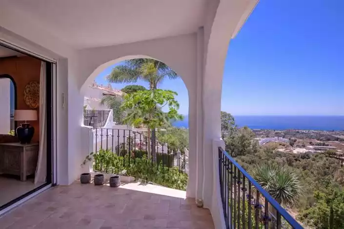 Townhouse 131m² in Spain, Marbella. Priced at 995000€ rent photo-19