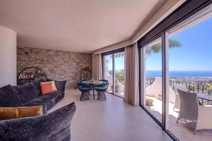 Townhouse 131m² in Spain, Marbella. Priced at 995000€ rent photo-2