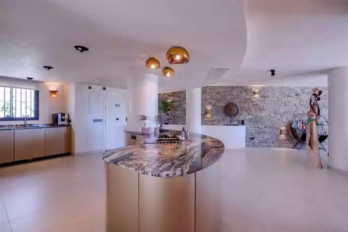Townhouse 131m² in Spain, Marbella. Priced at 995000€ rent photo-3