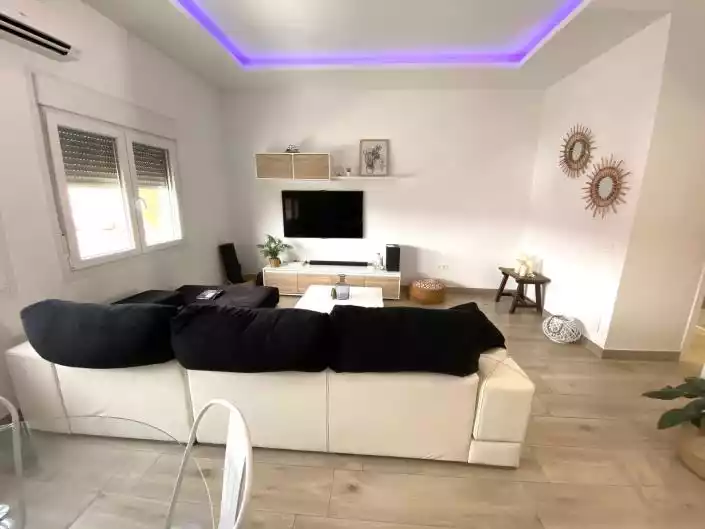 Townhouse 65m² in Spain, Estepona. Priced at 220000€ rent photo-5