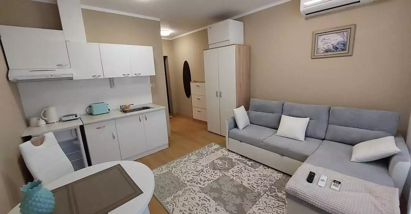 Flat 30m² in Bulgaria, Byala. Priced at 35900€ rent photo-1