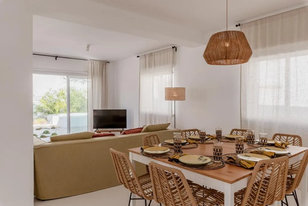 House 177m² in Portugal, Comport. Priced at 1480000€ rent photo-2