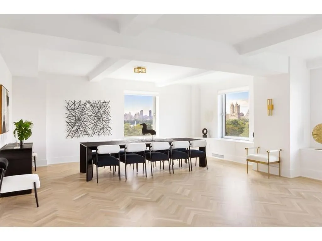 Other Properties 373m² in USA, New York. Priced at 7341700€ rent photo-1