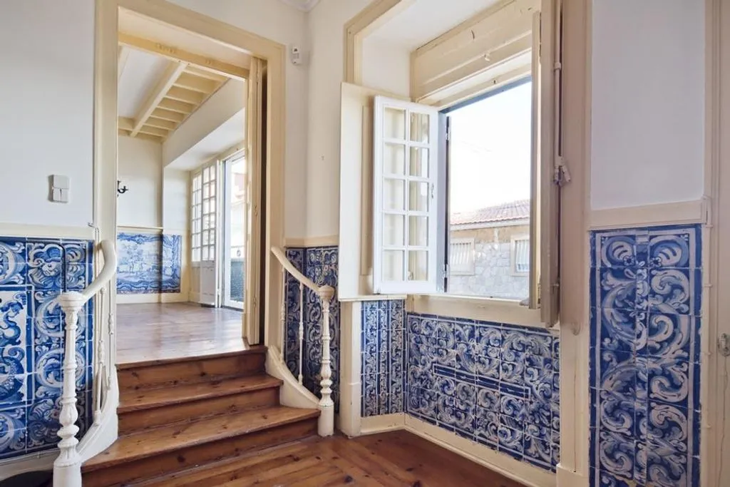House 505m² in Portugal, Estoril. Priced at 7000000€ rent photo-3