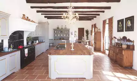 House 202m² in Italy, Lentate-sul-Sevezo. Priced at 2950000€ rent photo-9
