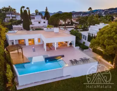 Buy in Spain for 3900000€