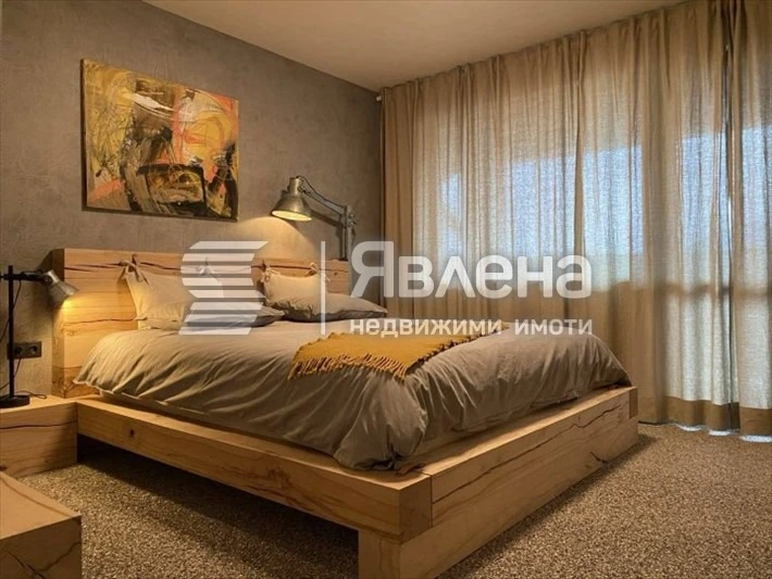 House 220m² in Bulgaria, Sofia. Priced at 279565£ rent photo-9