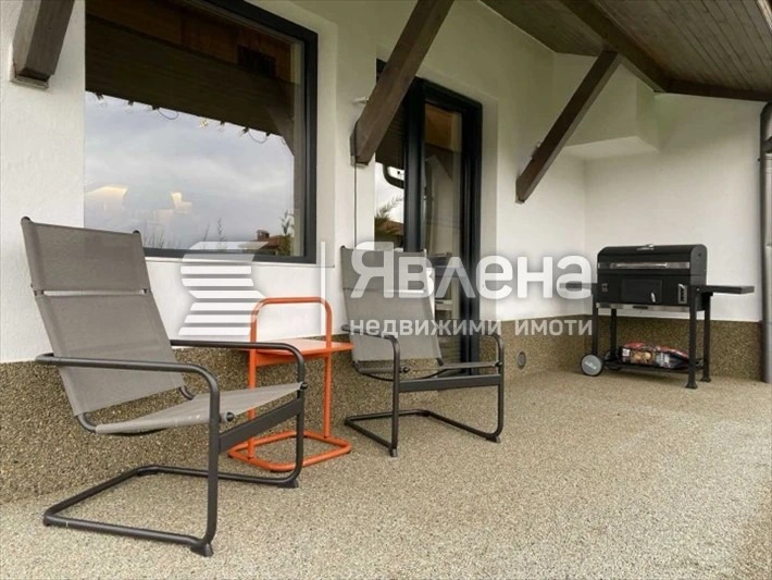 House 220m² in Bulgaria, Sofia. Priced at 279565£ rent photo-11