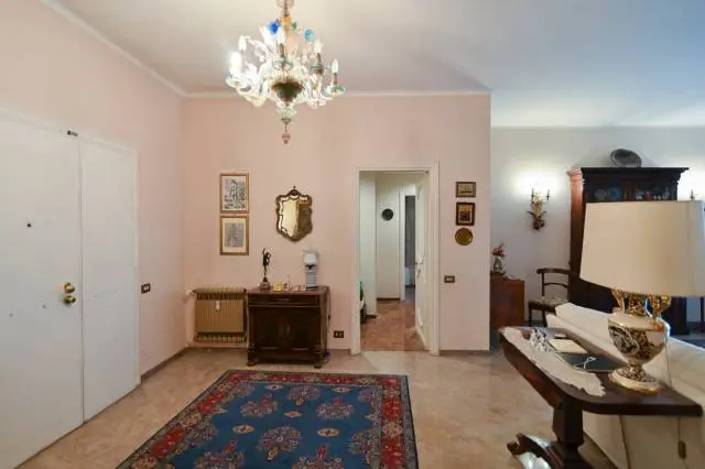 Flat 248m² in Italy, Rome. Priced at 1014355£ rent photo-4